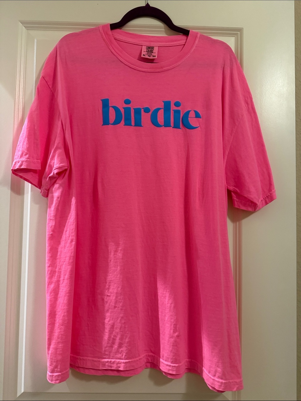 Birdie Graphic Short Sleeve Tee in Pink